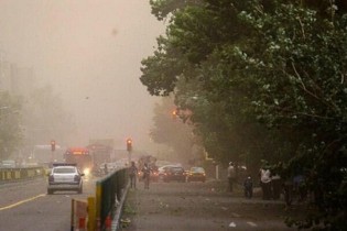 طوفان دیروز تهران بزرگترین طوفان چند سال اخیر