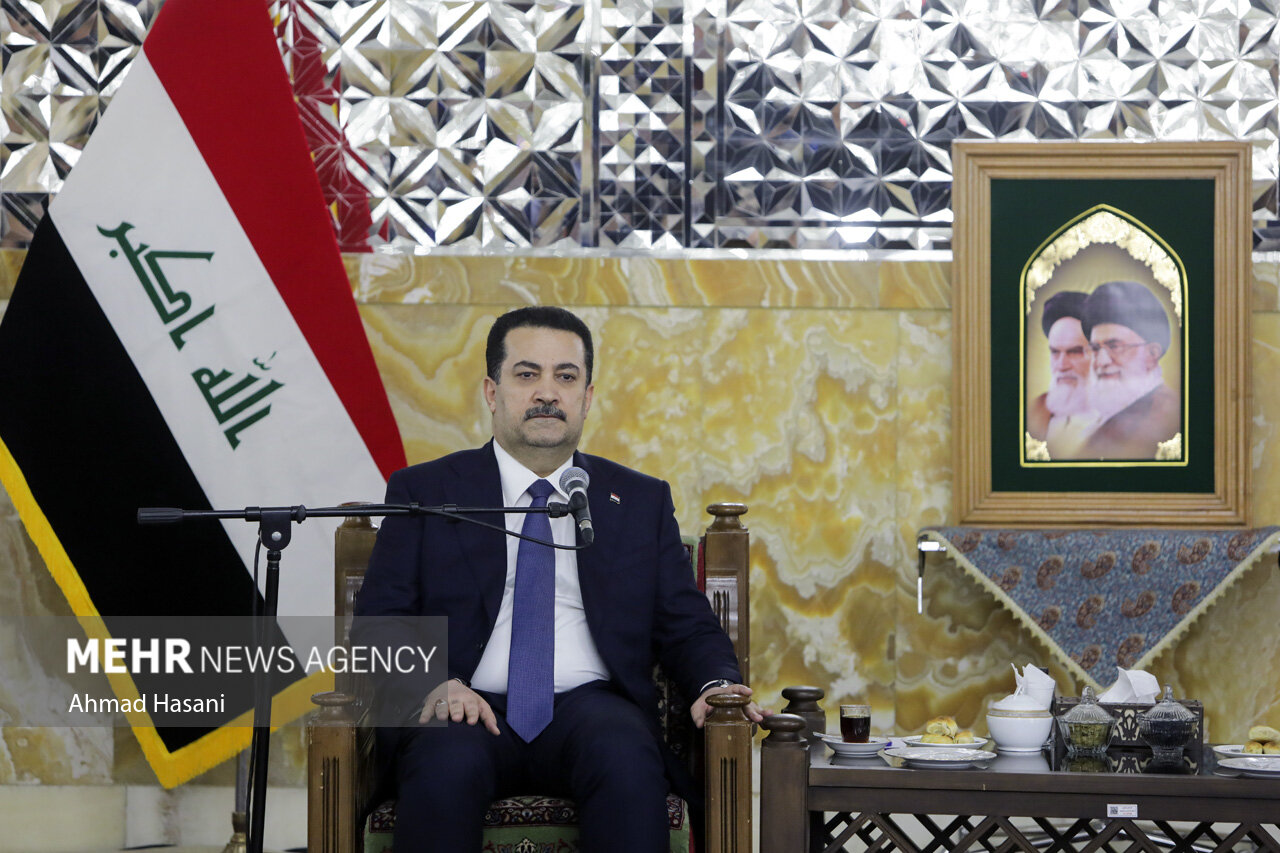 تشرف نخست وزیر عراق به حرم مطهر رضوی