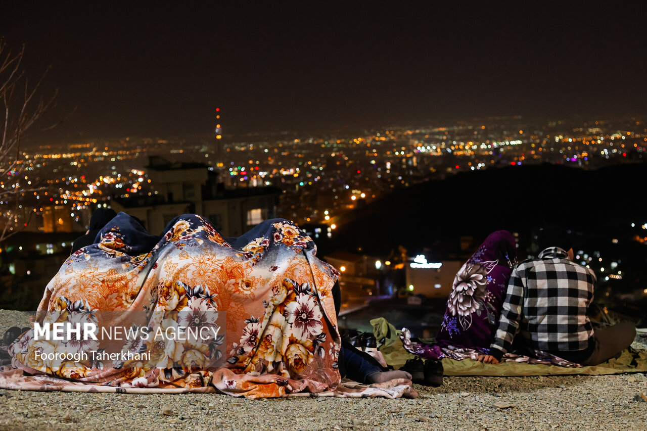 مراسم احیای شب نوزدهم ماه مبارک رمضان بامداد دوشنبه ۲۱ فروردین ۱۴۰۲ با حضور گسترده مردم تهران در کهف الشهدا برگزار شد