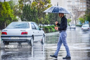 رگبار و باد شدید در برخی مناطق کشور