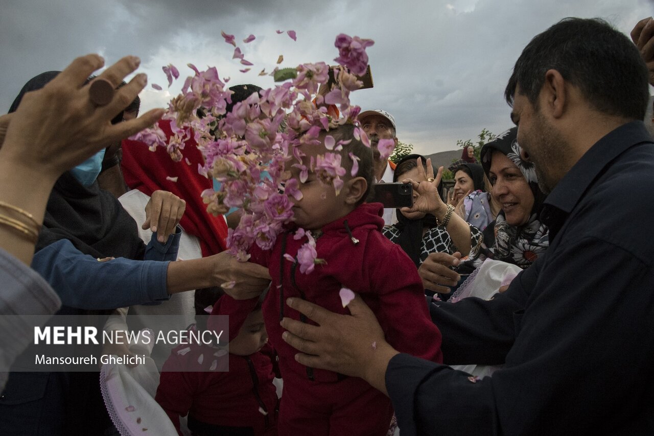 برگزاری اولین جشنواره گل و گلاب در شاهرود