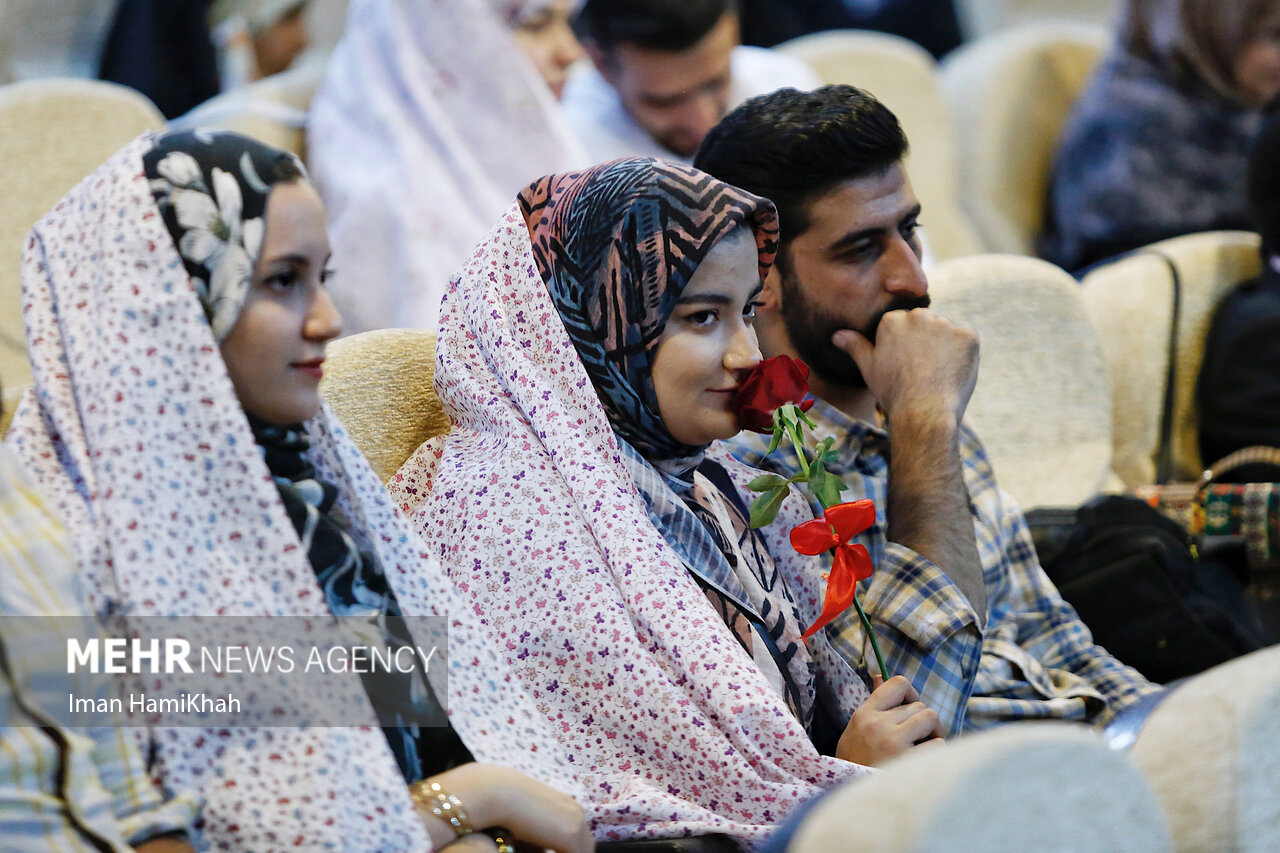 جشن ازدواج دانشجویی در همدان