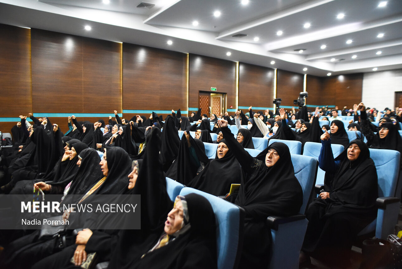 اولین مراسم کشوری تجلیل از پیشکسوتان زن در دفاع مقدس