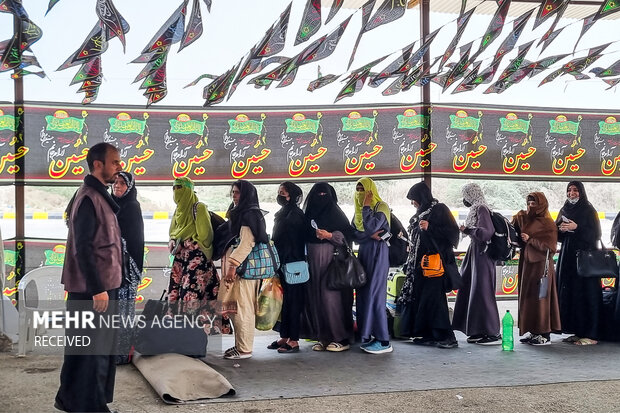 ورود زائران پاکستانی از مرز ریمدان - سیستان و بلوچستان