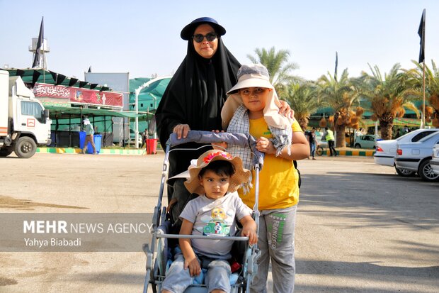 نوجوانان «دهه هشتادی» و «دهه نودی» در راه اربعین