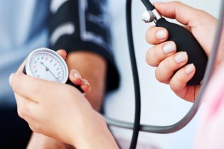 فشار خون، ۳۳ درصد جمعیت بالای ۳۰ سال تیران و کرون را تهدید می‌کند